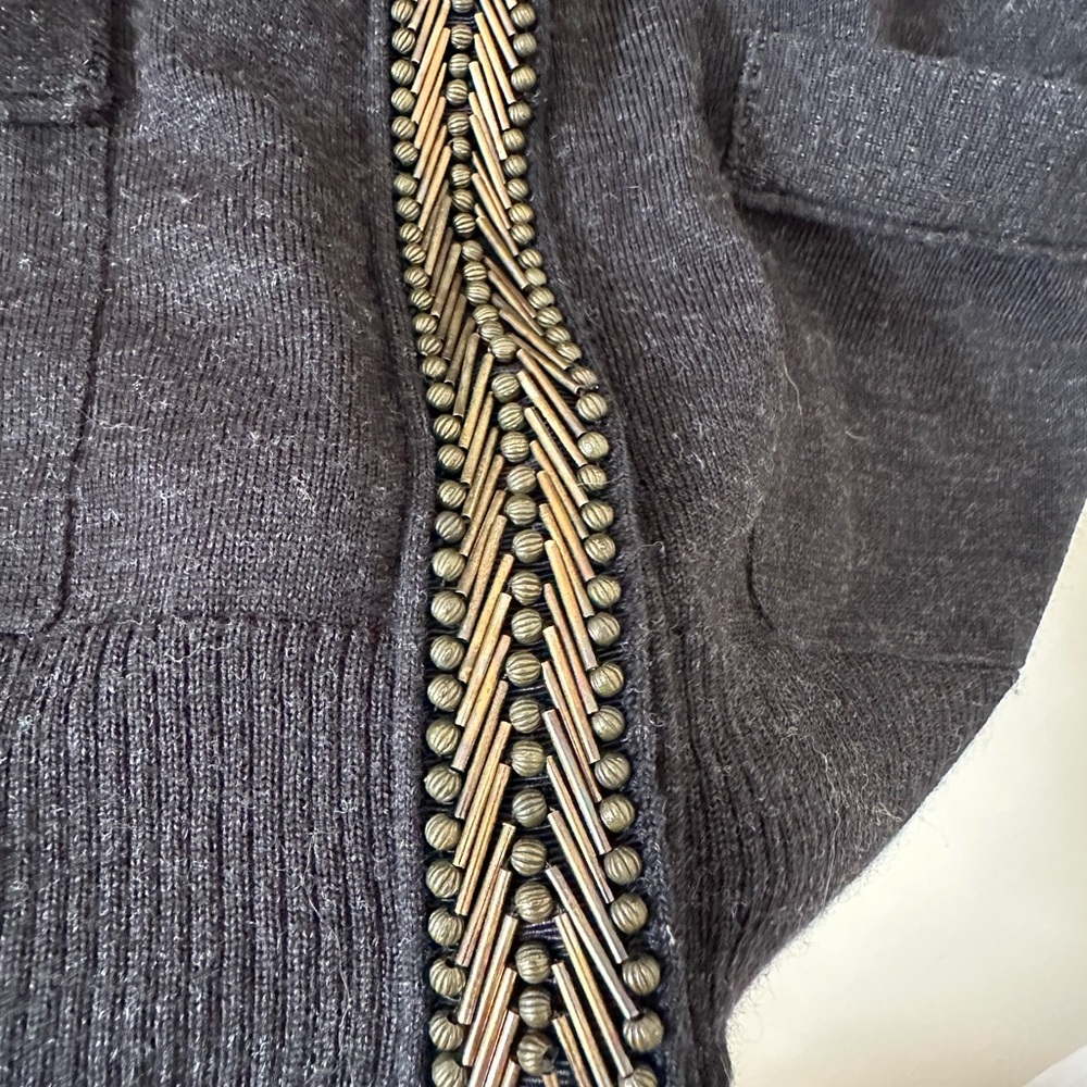 Women’s banana republic sweater with beading detail